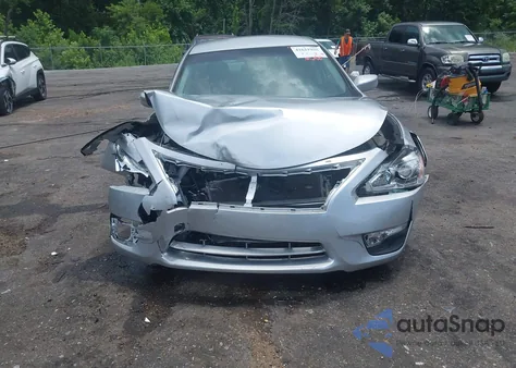 2015 Nissan Altima 2.5 S z USA, uszkodzony, nr VIN 1N4AL3AP0FC580873